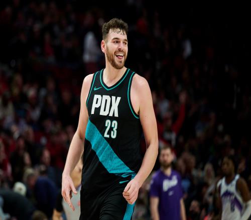 尼克斯击败,热火,唐斯砍下,ManBetX,万博,万博体育入口,万博官网,万博体育APP下载